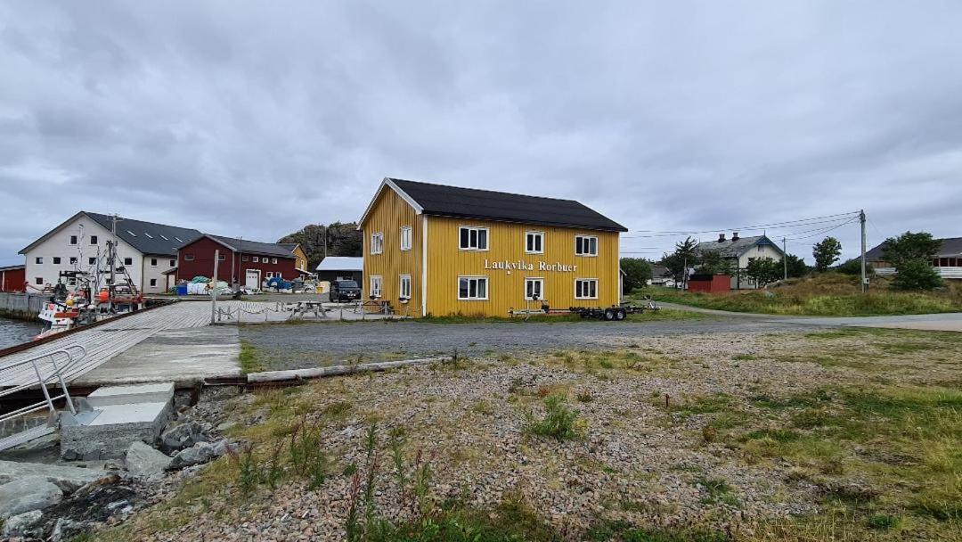 Laukvika Rorbuer Apartment Exterior photo
